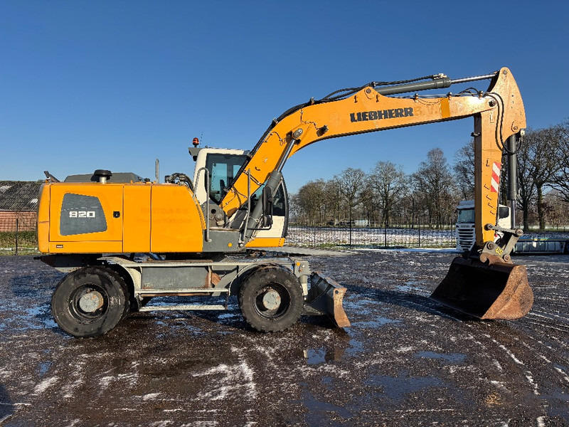Liebherr A920 TOP!! mono 21 ton! NL machine 4x4 - Колёсный экскаватор: фото 2 Liebherr A920 TOP!! mono 21 ton! NL machine 4x4 - Колёсный экскаватор: фото 2