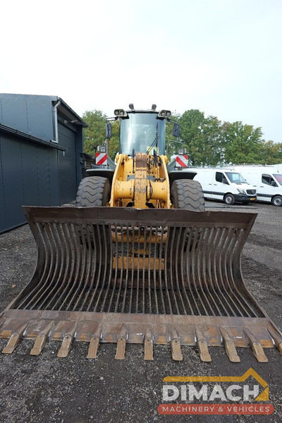 Liebherr L556 Like new!! Airco, quick coupler, skeleton bucket with teeths - Колёсный погрузчик: фото 4 Liebherr L556 Like new!! Airco, quick coupler, skeleton bucket with teeths - Колёсный погрузчик: фото 4