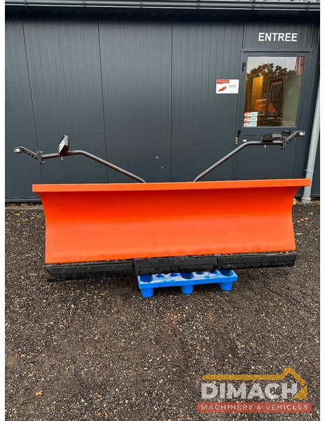 Pronar Snowblade 205 cm Sneeuwschuiver hydraulische draaibaar, met Bobcat opname 205 cm breed - Навесное оборудование: фото 1 Pronar Snowblade 205 cm Sneeuwschuiver hydraulische draaibaar, met Bobcat opname 205 cm breed - Навесное оборудование: фото 1