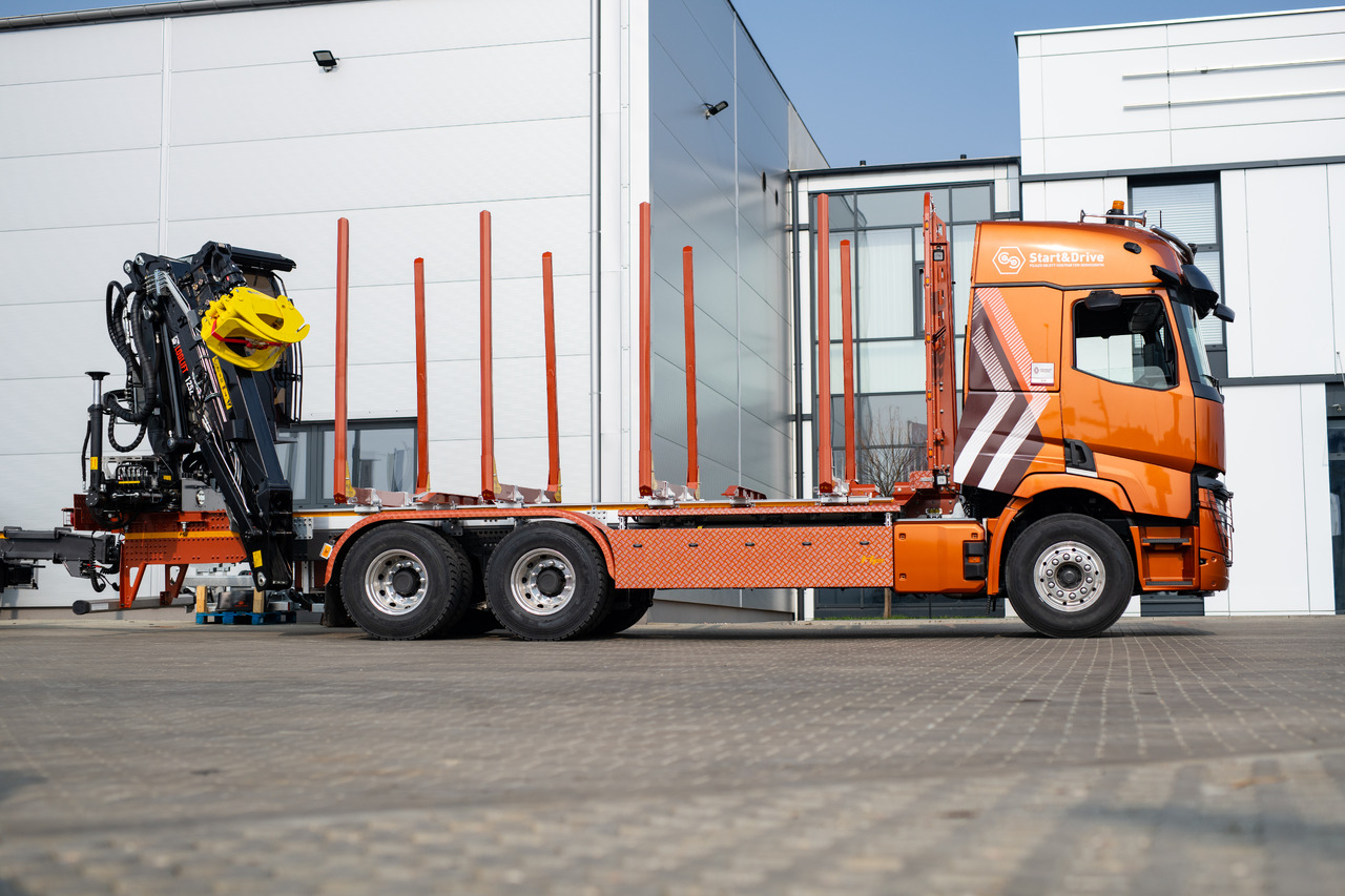 RENAULT TRUCKS C P6X4 Loglift 125 Z 93 C P6X4 Loglift + 125 Z 93 - Лесовоз, Электрогрузовик: фото 1 RENAULT TRUCKS C P6X4 Loglift 125 Z 93 C P6X4 Loglift + 125 Z 93 - Лесовоз, Электрогрузовик: фото 1