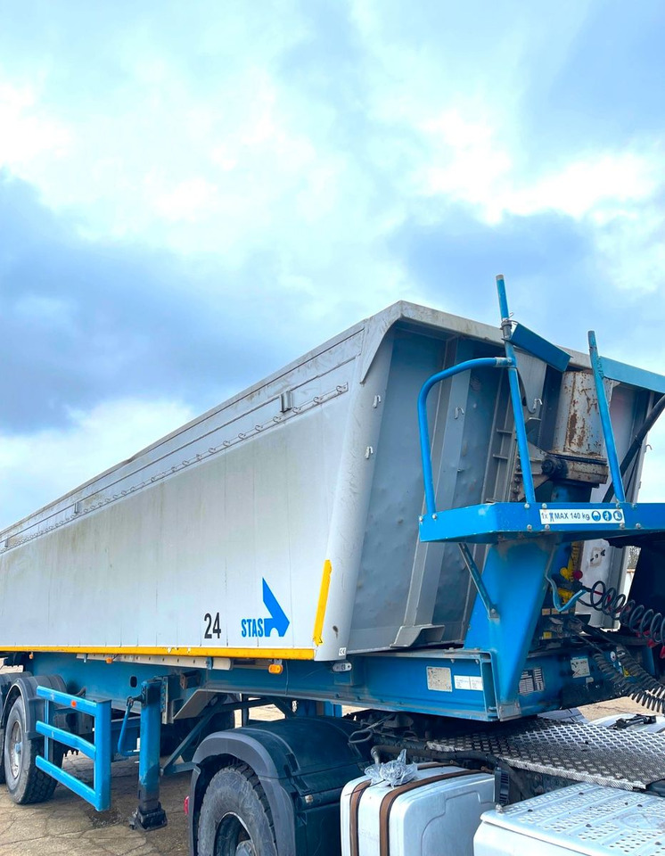 Stas SA236K/ALU/32m3 - Самосвальный полуприцеп: фото 5 Stas SA236K/ALU/32m3 - Самосвальный полуприцеп: фото 5