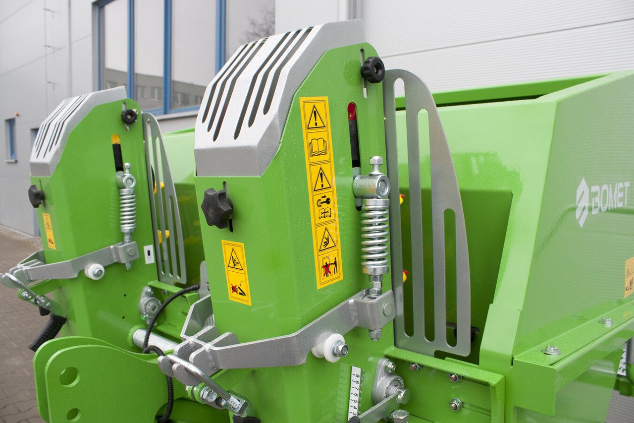 Новый Картофелесажалка Bomet Kartoffelpflanzmaschine / Potato planter / Planteuse de pomme de terre / Piantapatate / Sadzarka ziemniaków: фото 9 Новый Картофелесажалка Bomet Kartoffelpflanzmaschine / Potato planter / Planteuse de pomme de terre / Piantapatate / Sadzarka ziemniaków: фото 9