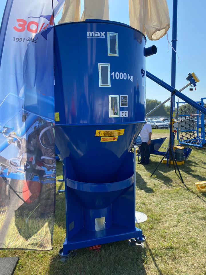 Dozamech Getreidemischanlage / Feed mixer / Melangeuse de fourrage / Miscelatore di mangime / Кормосмеситель / Mieszalnik H-033/2 1000 kg - Инвентарь для животноводства: фото 1 Dozamech Getreidemischanlage / Feed mixer / Melangeuse de fourrage / Miscelatore di mangime / Кормосмеситель / Mieszalnik H-033/2 1000 kg - Инвентарь для животноводства: фото 1