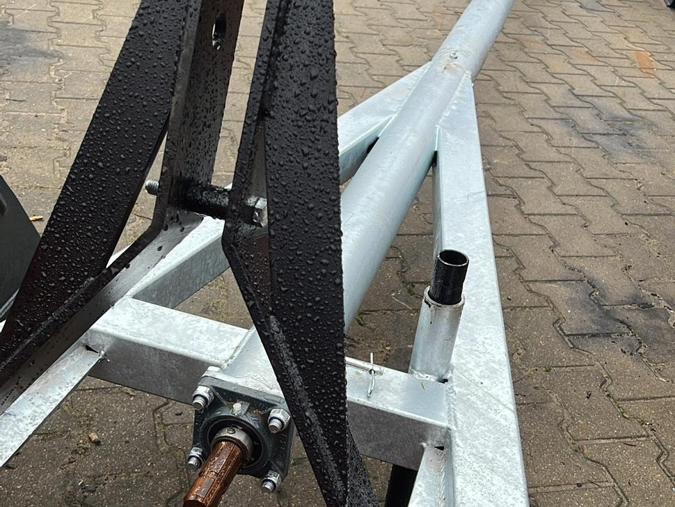 METAL-TECHNIK Güllemixer / Slurry agitator / Agitateur de lisier / Miscelatore / Смеситель жидкого удобрения / Mieszadło do gnojowicy 5,4 m - Техника для внесения удобрений: фото 3 METAL-TECHNIK Güllemixer / Slurry agitator / Agitateur de lisier / Miscelatore / Смеситель жидкого удобрения / Mieszadło do gnojowicy 5,4 m - Техника для внесения удобрений: фото 3