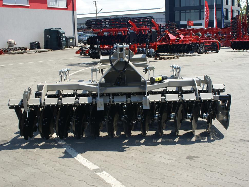 Rolex Scheibenegge / Disc harrow with hydropack / Déchaumeur à disques avec support semoir / Erpice a dischi / Cultivador de discos con hydropack / Дисковая борона с гидропаком 3 m - Дисковая борона: фото 4 Rolex Scheibenegge / Disc harrow with hydropack / Déchaumeur à disques avec support semoir / Erpice a dischi / Cultivador de discos con hydropack / Дисковая борона с гидропаком 3 m - Дисковая борона: фото 4