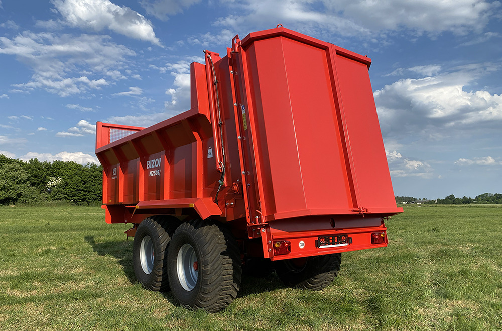 Roltrans Miststreuer / Manure spreader / Epandeur à fumier / Spandiletame / Разбрасыватель органических удобрений / Rozrzutnik obornika N250S/5 10 t - Навозоразбрасыватель: фото 5 Roltrans Miststreuer / Manure spreader / Epandeur à fumier / Spandiletame / Разбрасыватель органических удобрений / Rozrzutnik obornika N250S/5 10 t - Навозоразбрасыватель: фото 5