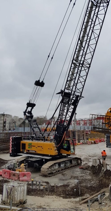 Sany SCE-1000-A - Гусеничный кран: фото 1 Sany SCE-1000-A - Гусеничный кран: фото 1