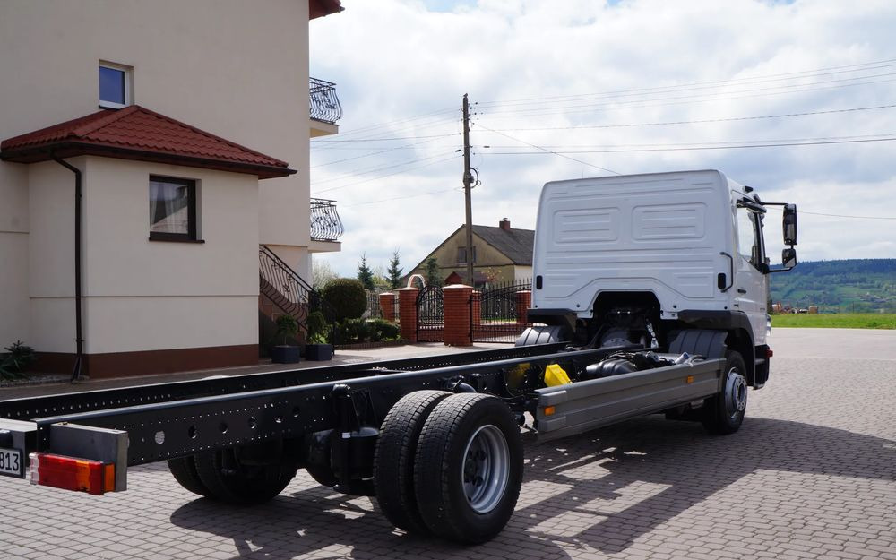 Mercedes-Benz ATEGO 1222 EURO 5 RAMA DO ZABUDOWY 3 MIEJSCA W KABINIE MANUAL - Грузовик-шасси: фото 5 Mercedes-Benz ATEGO 1222 EURO 5 RAMA DO ZABUDOWY 3 MIEJSCA W KABINIE MANUAL - Грузовик-шасси: фото 5