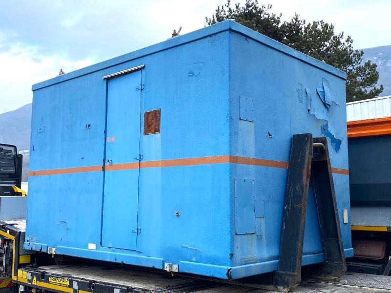 CABANE DE CHANTIER SUR BERCE AMPLIROLL - Жилой контейнер: фото 3 CABANE DE CHANTIER SUR BERCE AMPLIROLL - Жилой контейнер: фото 3