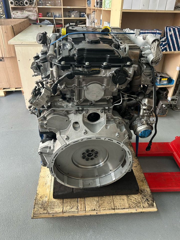 MERCEDES-BENZ OM-934-MOTEUR - Двигатель: фото 1 MERCEDES-BENZ OM-934-MOTEUR - Двигатель: фото 1