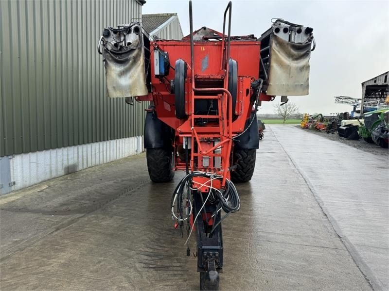 Kuhn AGT 6036 Boom Fert Spreader - Разбрасыватель удобрений: фото 5 Kuhn AGT 6036 Boom Fert Spreader - Разбрасыватель удобрений: фото 5