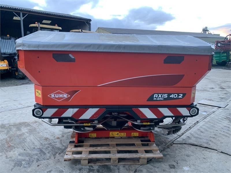 Kuhn Kuhn Axis 40.2 M-EMC Fert Spreader - Разбрасыватель удобрений: фото 4 Kuhn Kuhn Axis 40.2 M-EMC Fert Spreader - Разбрасыватель удобрений: фото 4