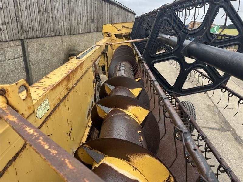 New Holland TX65 c/w 17ft Header  в лизинг New Holland TX65 c/w 17ft Header: фото 23