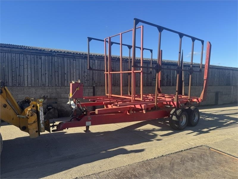 Timik MK 11 Square Bale Chaser/Stacker - Пресс-подборщик тюковый: фото 1 Timik MK 11 Square Bale Chaser/Stacker - Пресс-подборщик тюковый: фото 1