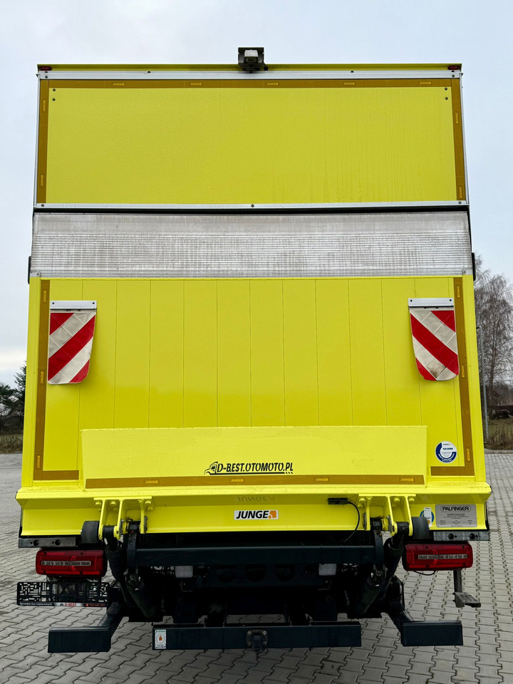 MAN TGM 15.250 / IZOTERMA / WINDA / 18 EUROPALET / ŁADOWNOŚĆ 7 615 KG / 150 TYŚ KM / AUTOMAT / JAK NOWY / 2020 ROK / KONTENER - Изотермический грузовик: фото 5 MAN TGM 15.250 / IZOTERMA / WINDA / 18 EUROPALET / ŁADOWNOŚĆ 7 615 KG / 150 TYŚ KM / AUTOMAT / JAK NOWY / 2020 ROK / KONTENER - Изотермический грузовик: фото 5