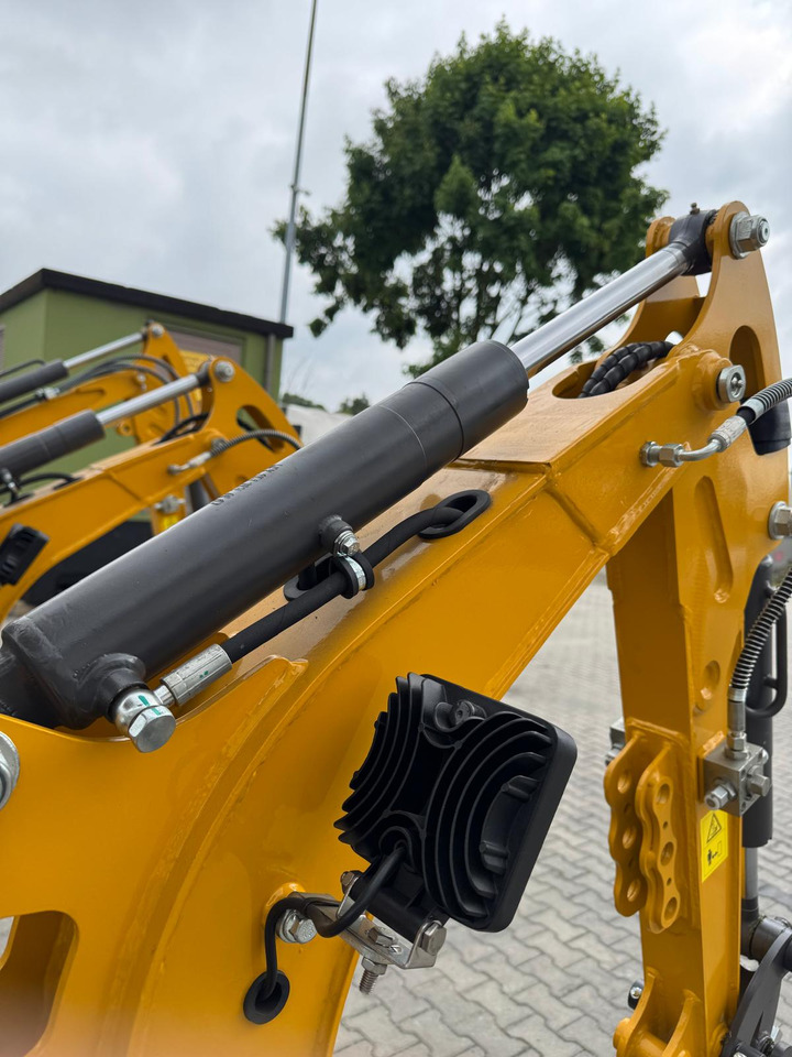 KUBOTA Diesel Mini excavator 1.2 Tons - Müller Machinery MB 12 - SH - Мини-экскаватор: фото 5 KUBOTA Diesel Mini excavator 1.2 Tons - Müller Machinery MB 12 - SH - Мини-экскаватор: фото 5