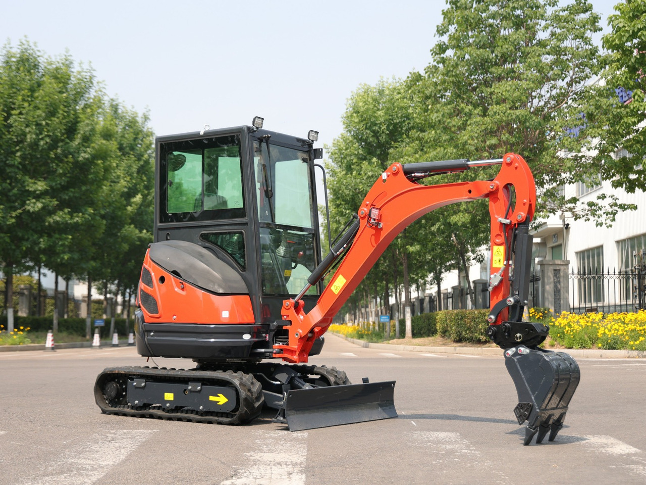 KUBOTA Diesel Mini excavator 2.5 Ton - Müller Machinery MB 25 Plus - VKSH - Мини-экскаватор: фото 5 KUBOTA Diesel Mini excavator 2.5 Ton - Müller Machinery MB 25 Plus - VKSH - Мини-экскаватор: фото 5