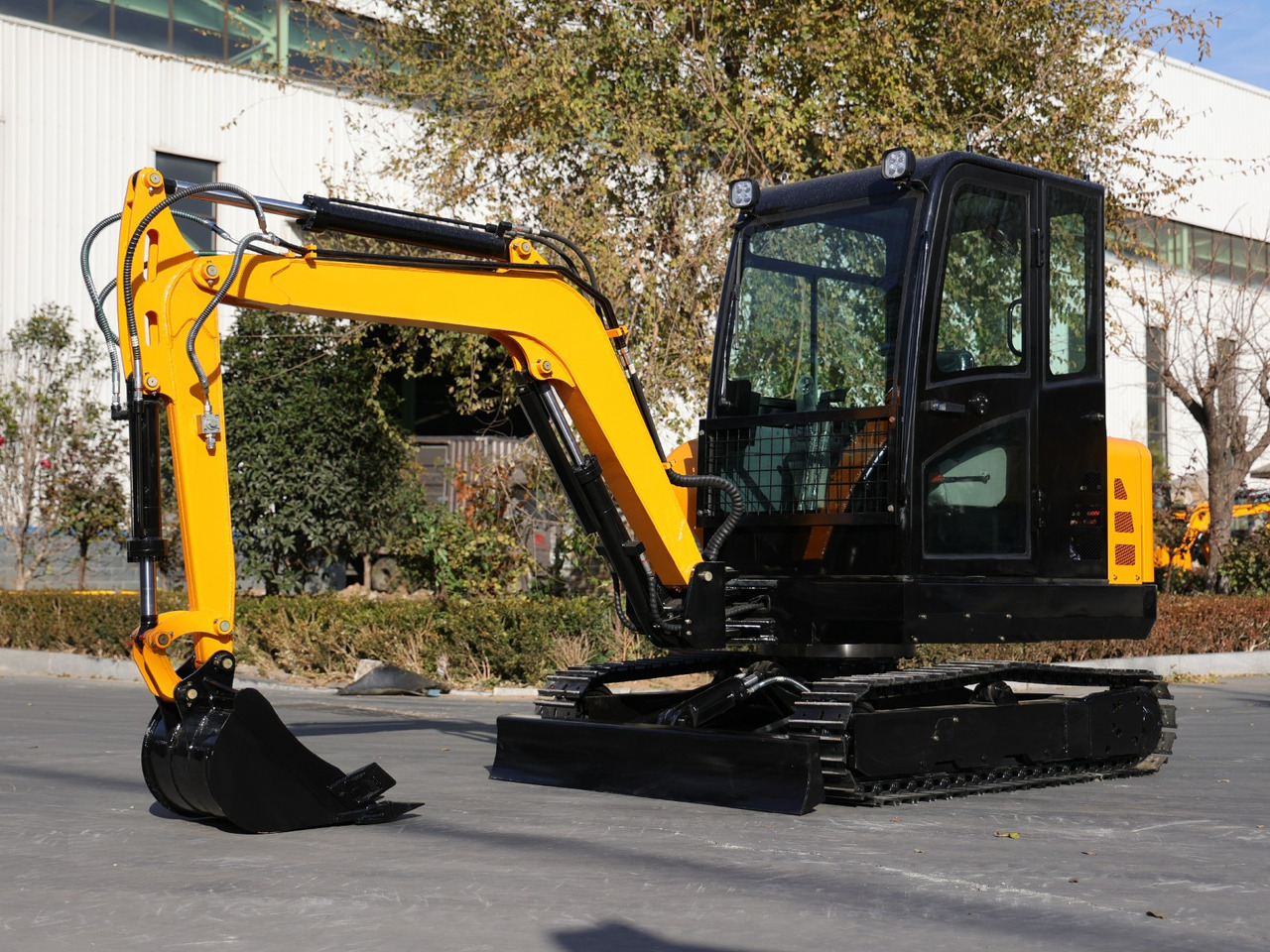 KUBOTA Diesel Mini excavator 3.5 Ton - Müller Machinery MB 35 - VKSH - Мини-экскаватор: фото 1 KUBOTA Diesel Mini excavator 3.5 Ton - Müller Machinery MB 35 - VKSH - Мини-экскаватор: фото 1
