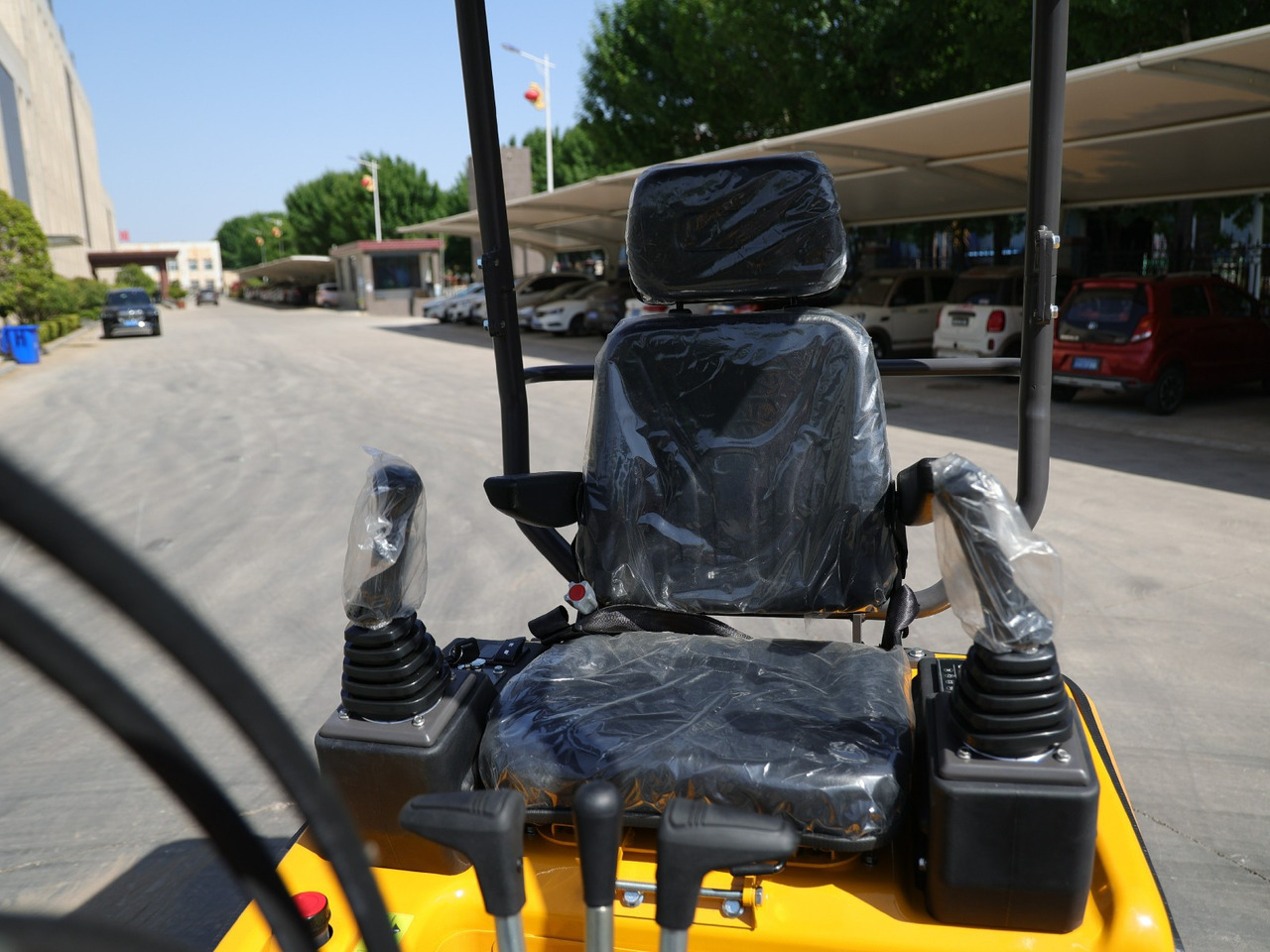 Новый Мини-экскаватор Kubota Diesel Mini excavator 1.8 Ton - Mini excavator MB 18 - SH: фото 8 Новый Мини-экскаватор Kubota Diesel Mini excavator 1.8 Ton - Mini excavator MB 18 - SH: фото 8