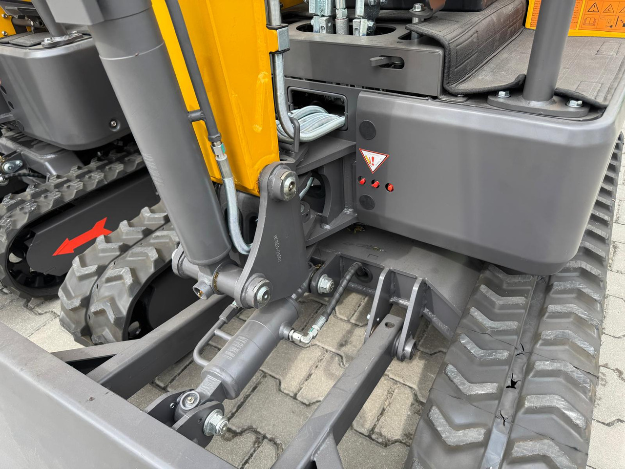 Новый Мини-экскаватор Kubota Diesel Mini excavator 1.8 Ton - Mini excavator MB 18 - SH: фото 13 Новый Мини-экскаватор Kubota Diesel Mini excavator 1.8 Ton - Mini excavator MB 18 - SH: фото 13