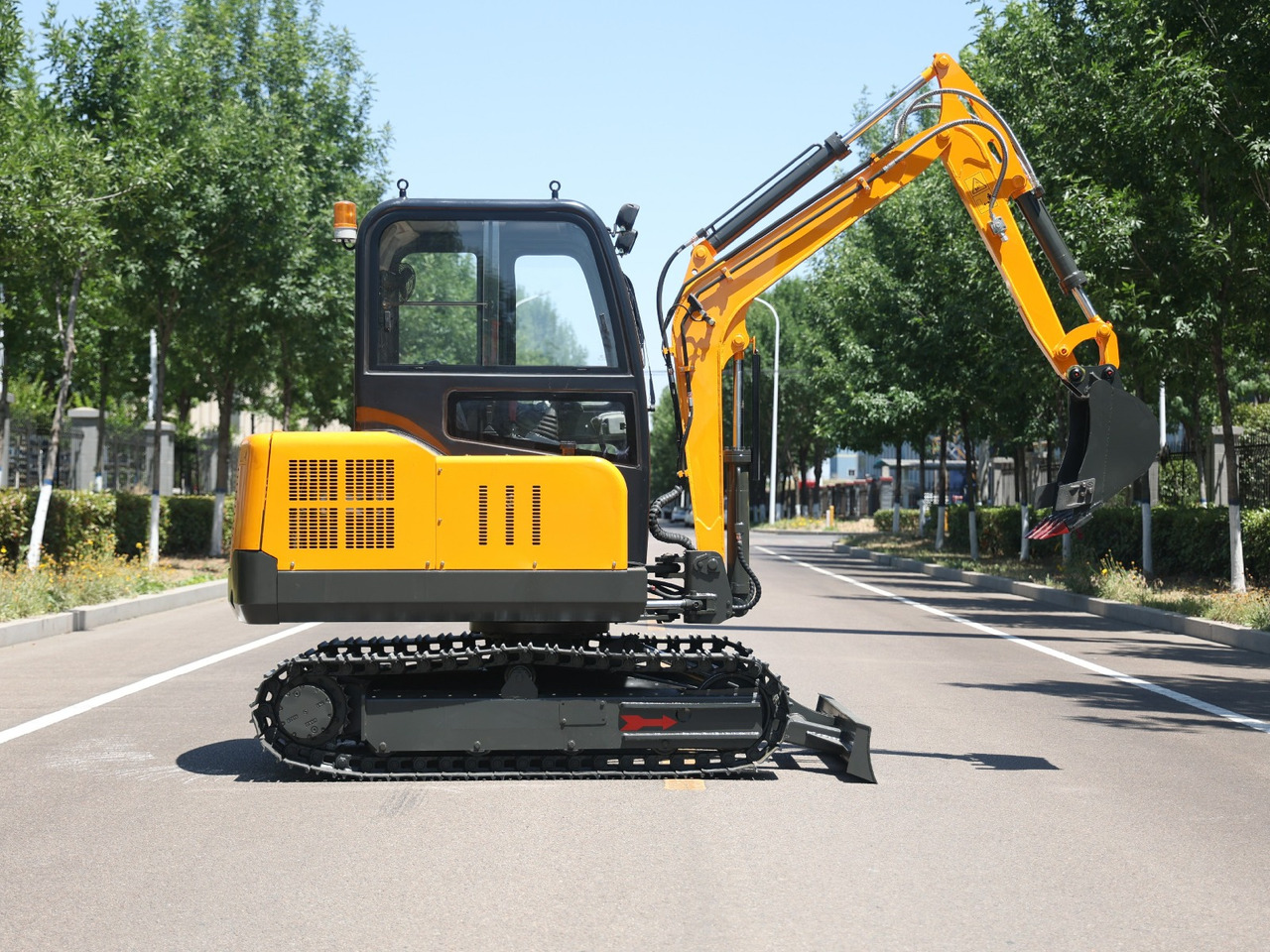 Müller Machinery Diesel Mini excavator 4 ton - Müller Machinery MB 40 - VKSH Xinchai 4D32 Series Motor - Мини-экскаватор: фото 2 Müller Machinery Diesel Mini excavator 4 ton - Müller Machinery MB 40 - VKSH Xinchai 4D32 Series Motor - Мини-экскаватор: фото 2