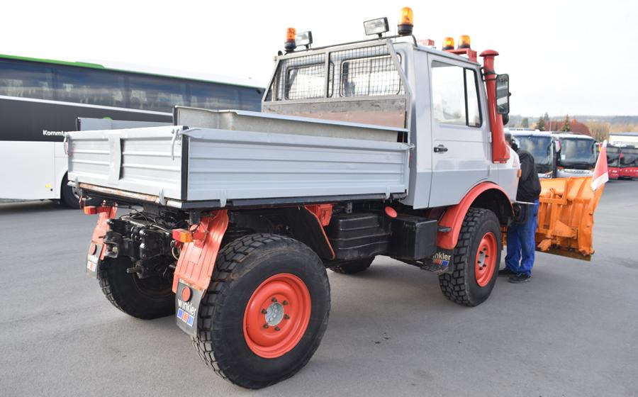 Mercedes-Benz Unimog 424 - Самосвал: фото 4 Mercedes-Benz Unimog 424 - Самосвал: фото 4