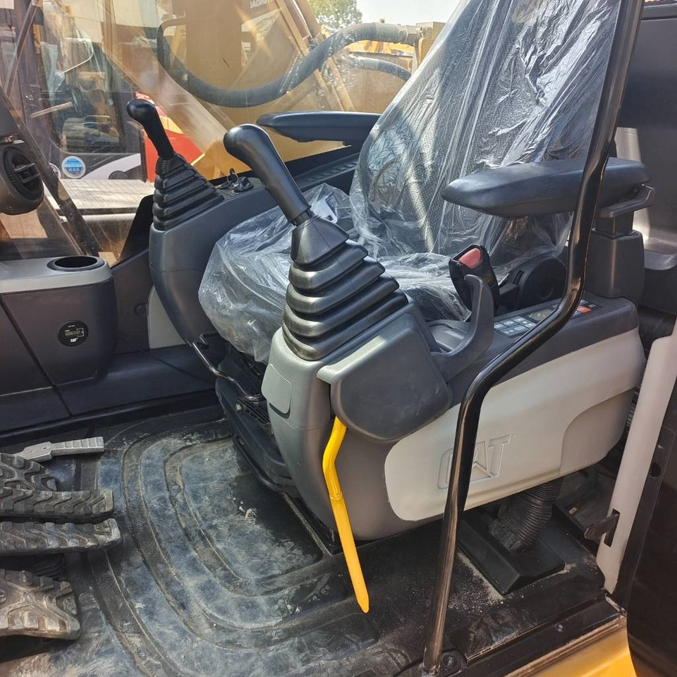 CAT 320D2 - Гусеничный экскаватор: фото 4 CAT 320D2 - Гусеничный экскаватор: фото 4