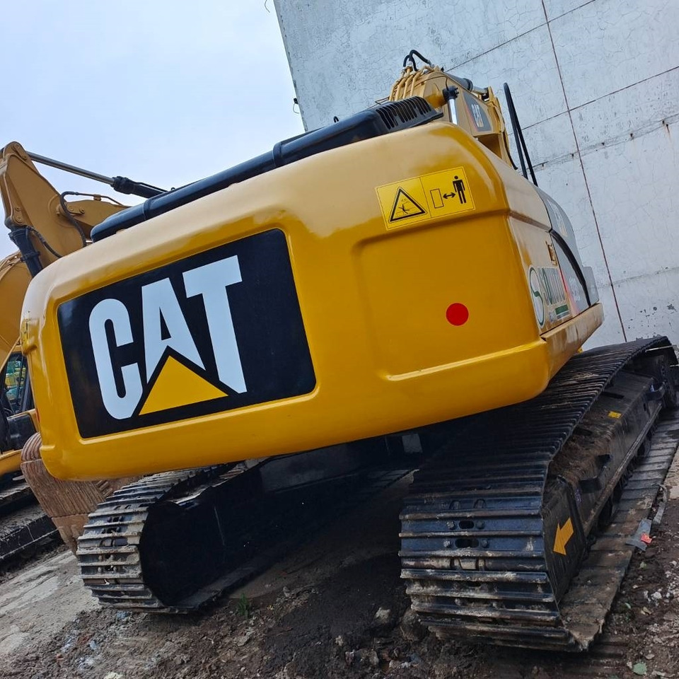 CAT 323 D - Гусеничный экскаватор: фото 3 CAT 323 D - Гусеничный экскаватор: фото 3