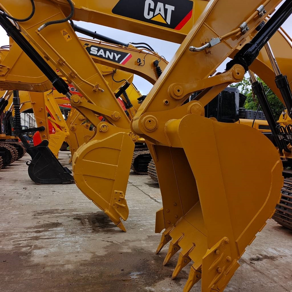 CAT 323 - Гусеничный экскаватор: фото 4 CAT 323 - Гусеничный экскаватор: фото 4