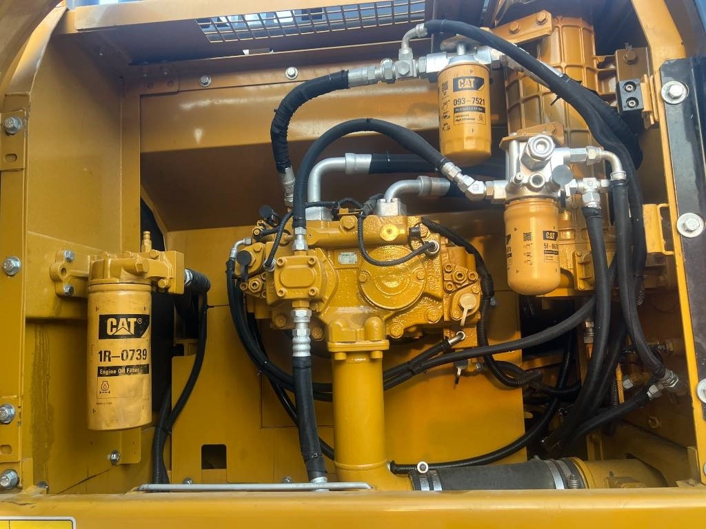 CAT 324 D - Гусеничный экскаватор: фото 5 CAT 324 D - Гусеничный экскаватор: фото 5