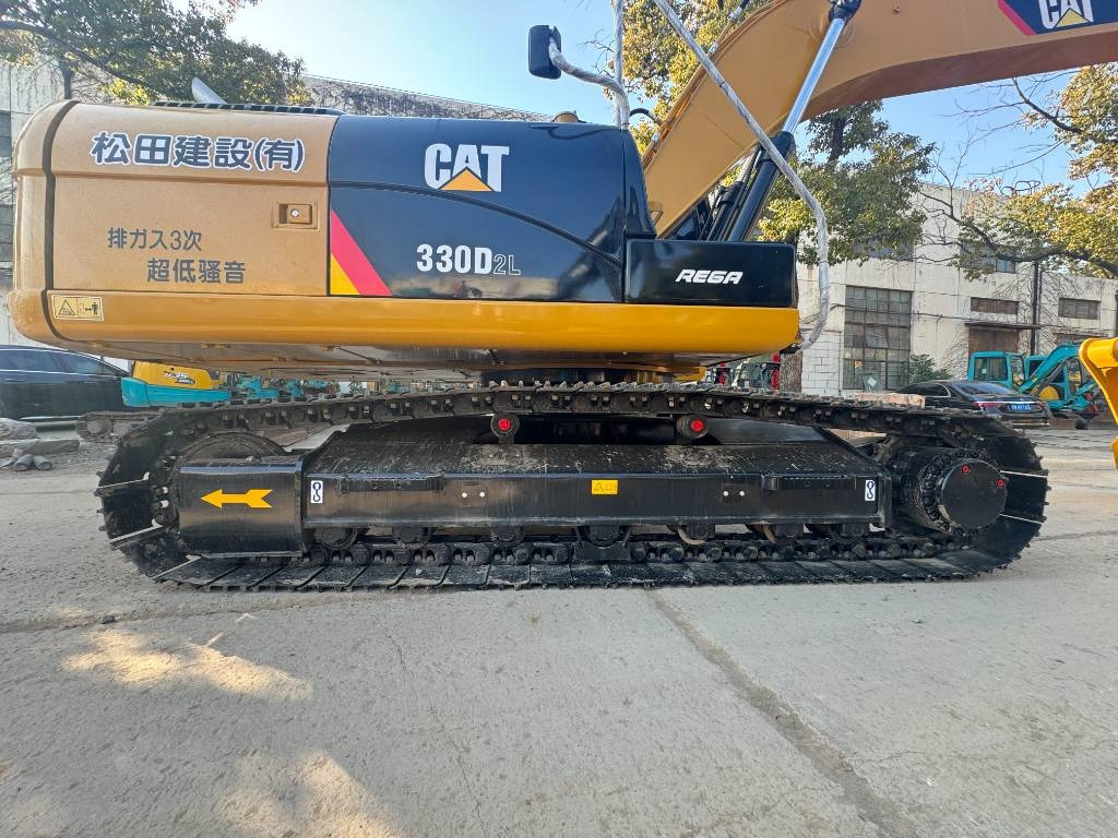 CAT 330 D L - Гусеничный экскаватор: фото 1 CAT 330 D L - Гусеничный экскаватор: фото 1