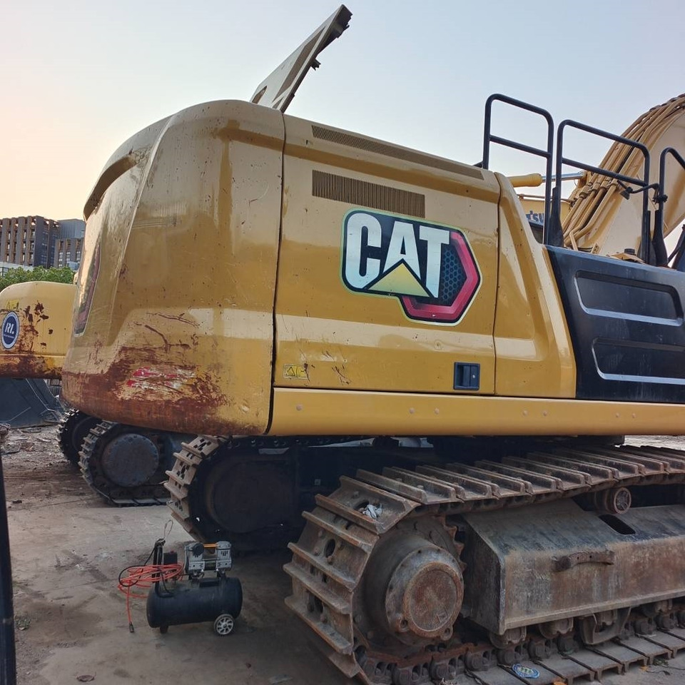 CAT 336 GC - Гусеничный экскаватор: фото 2 CAT 336 GC - Гусеничный экскаватор: фото 2