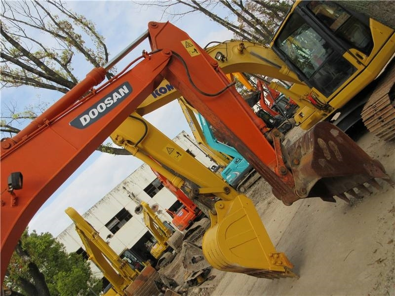 Doosan DH 150 LC-7 - Гусеничный экскаватор: фото 4 Doosan DH 150 LC-7 - Гусеничный экскаватор: фото 4