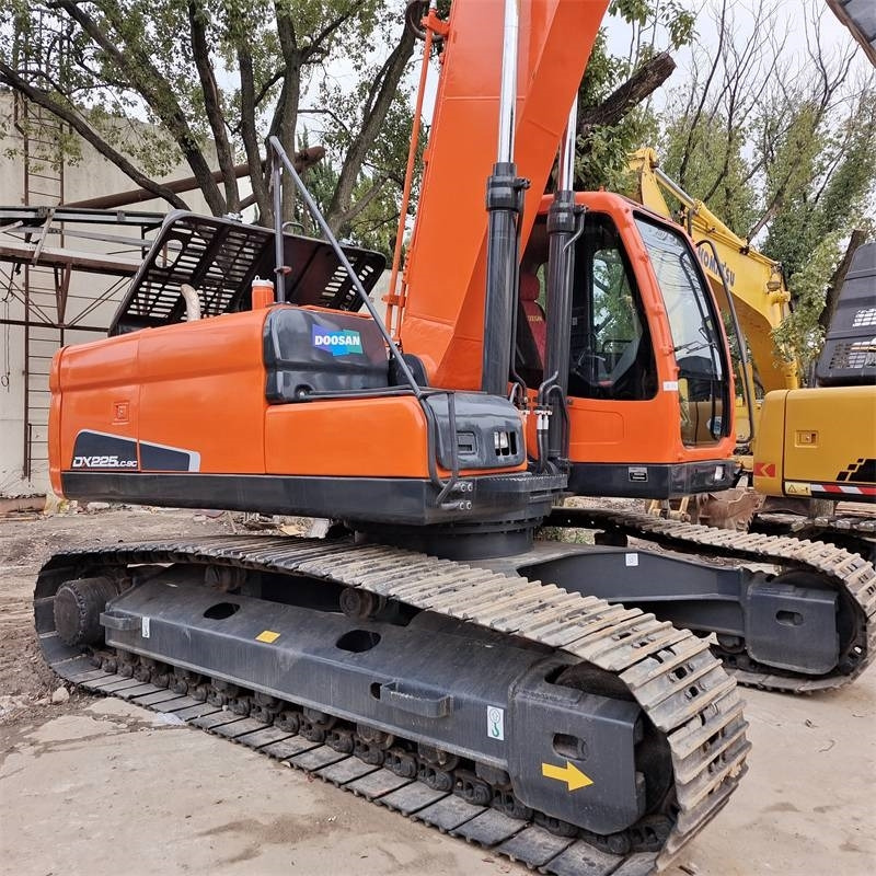 Doosan DX 225 LC-9C - Гусеничный экскаватор: фото 3 Doosan DX 225 LC-9C - Гусеничный экскаватор: фото 3