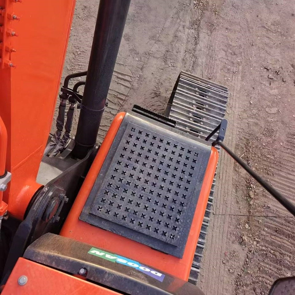 Doosan DX 300 - Гусеничный экскаватор: фото 4 Doosan DX 300 - Гусеничный экскаватор: фото 4