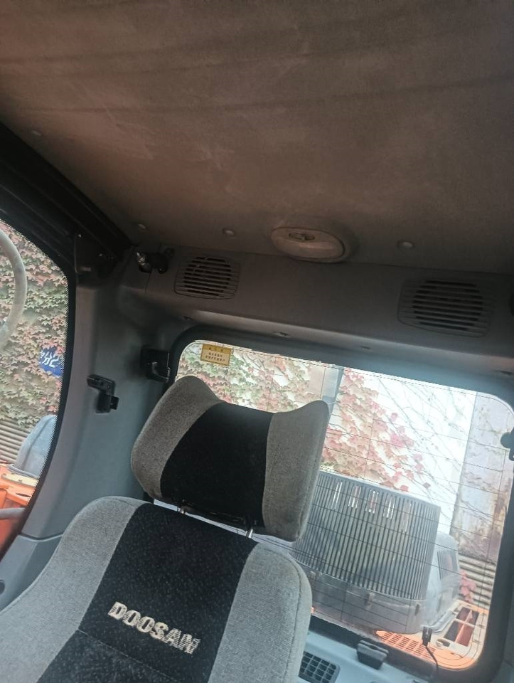 Doosan DX 300 LC-9C - Гусеничный экскаватор: фото 3 Doosan DX 300 LC-9C - Гусеничный экскаватор: фото 3