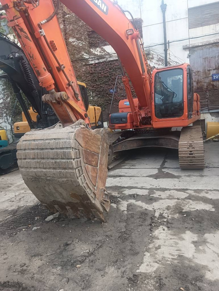 Doosan DX 300 LCA ORIGINAL COLOR - Гусеничный экскаватор: фото 1 Doosan DX 300 LCA ORIGINAL COLOR - Гусеничный экскаватор: фото 1