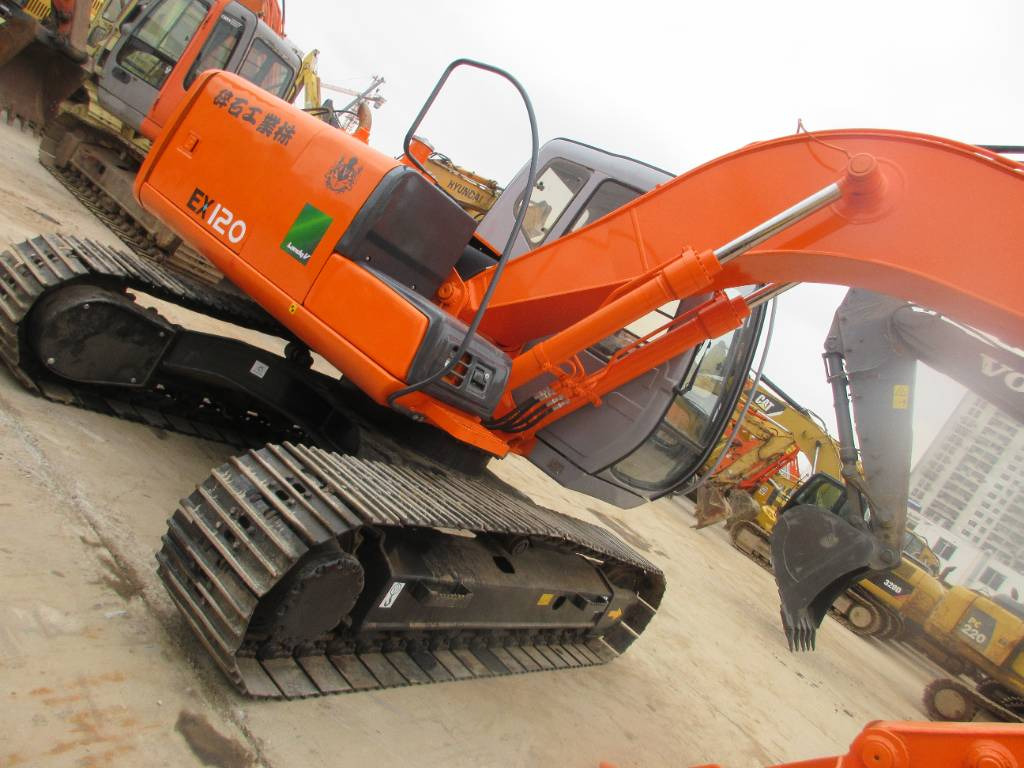 Гусеничный экскаватор Hitachi EX 120-3: фото 24