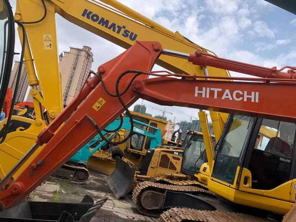 Гусеничный экскаватор Hitachi EX 120-3: фото 8