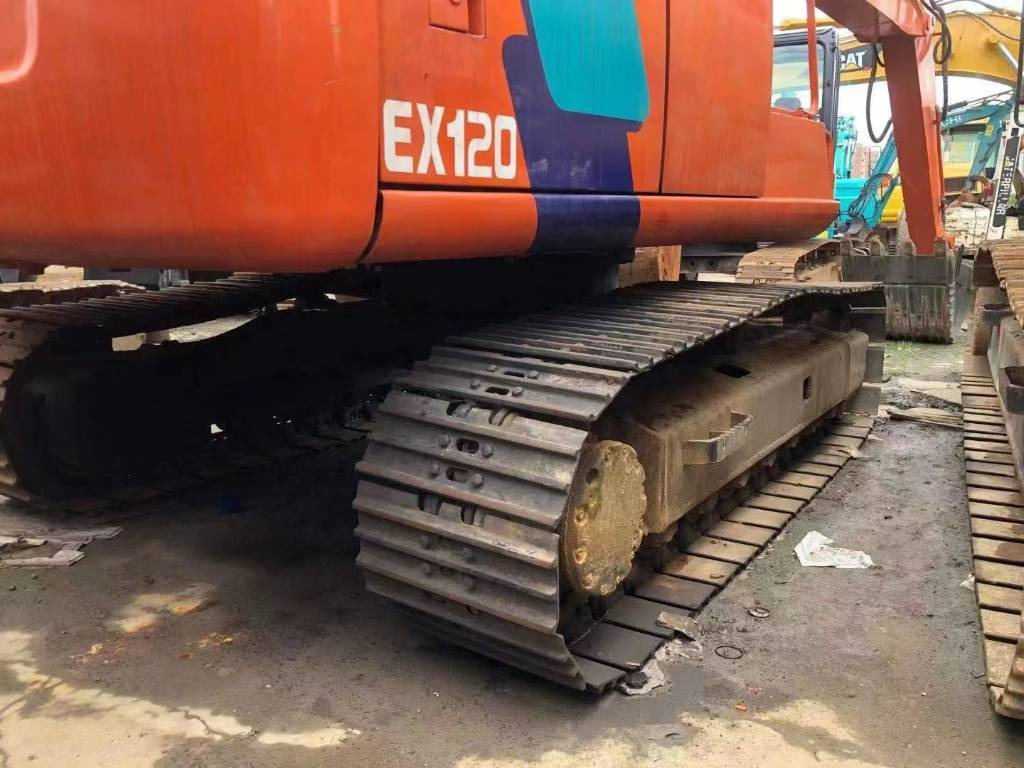 Гусеничный экскаватор Hitachi EX 120-3: фото 9