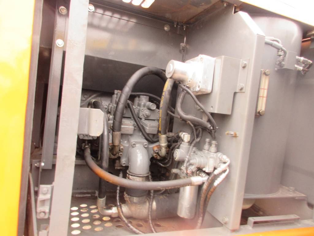 Гусеничный экскаватор Hitachi EX 120-3: фото 22