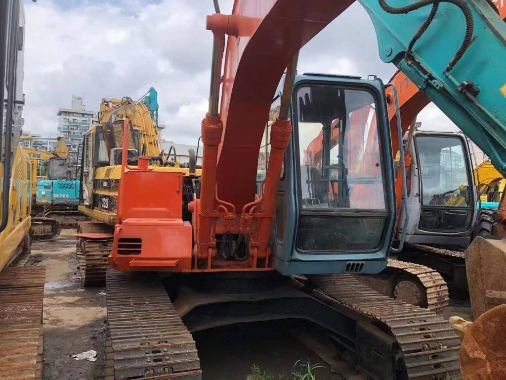 Гусеничный экскаватор Hitachi EX 120-3: фото 6