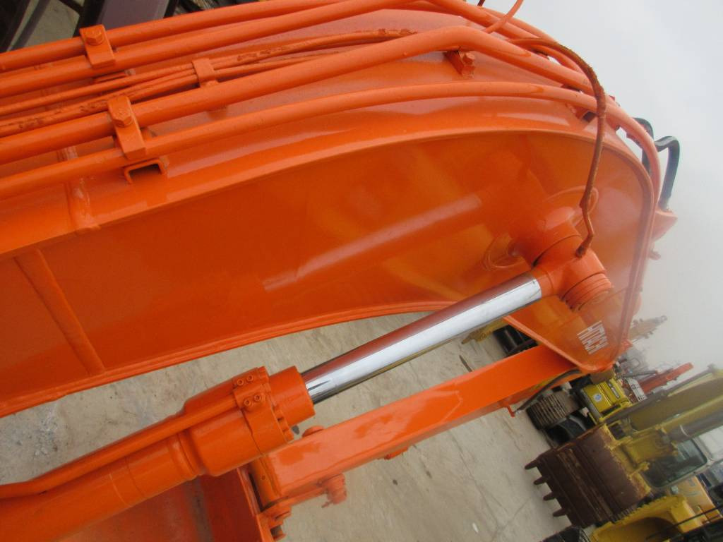 Гусеничный экскаватор Hitachi EX 120-3: фото 28
