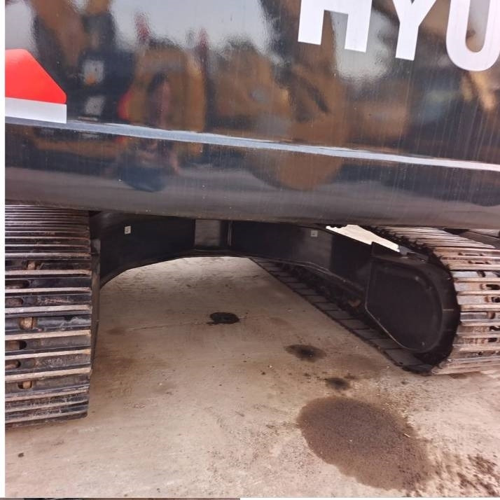 Hyundai 330 LC -9T - Гусеничный экскаватор: фото 3 Hyundai 330 LC -9T - Гусеничный экскаватор: фото 3