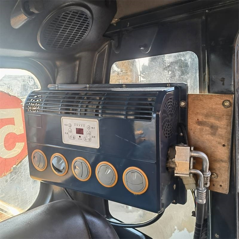 Hyundai HW 210 A - Гусеничный экскаватор: фото 5 Hyundai HW 210 A - Гусеничный экскаватор: фото 5