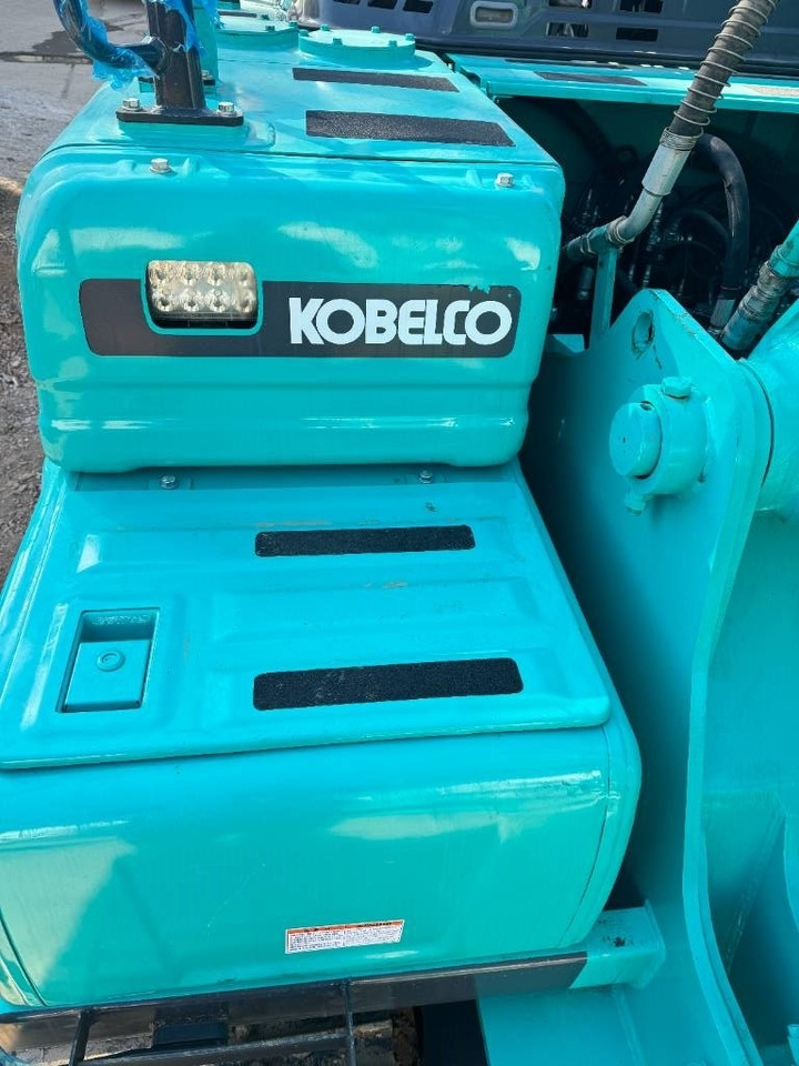 Kobelco SK 200 - Гусеничный экскаватор: фото 5 Kobelco SK 200 - Гусеничный экскаватор: фото 5