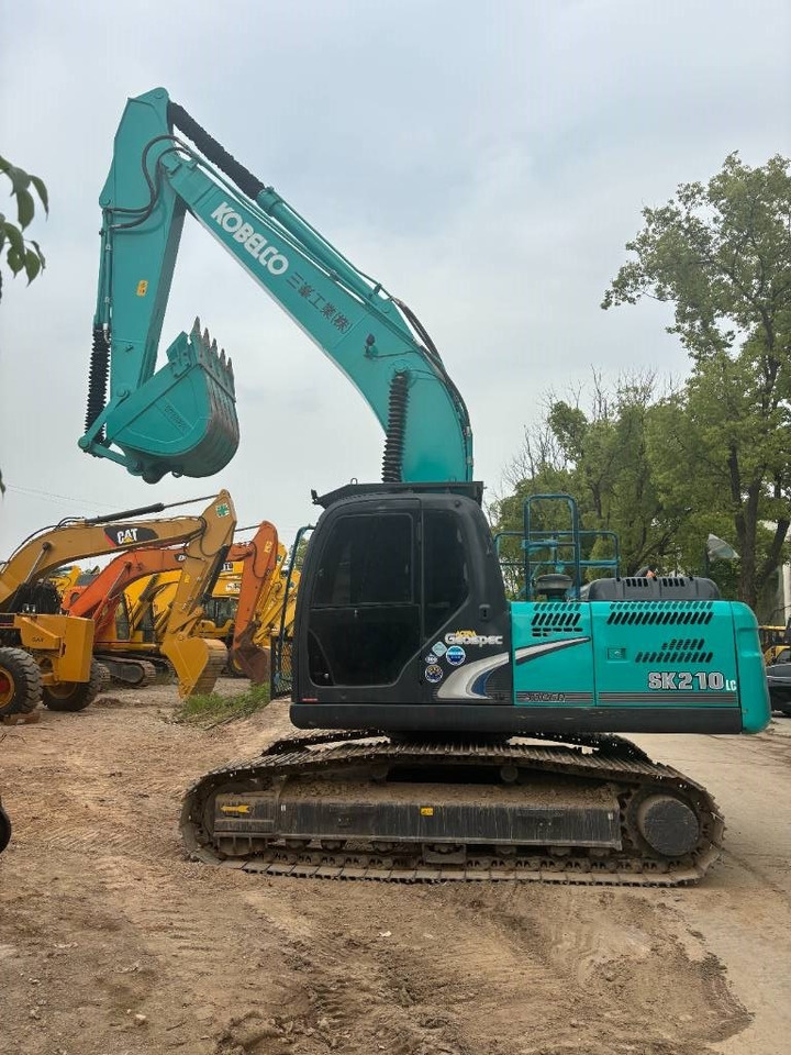 Kobelco SK 210 - Гусеничный экскаватор: фото 1 Kobelco SK 210 - Гусеничный экскаватор: фото 1