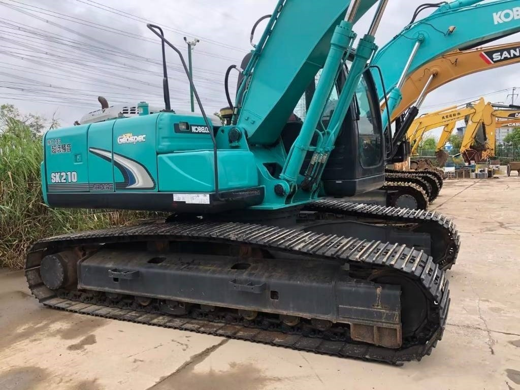 Kobelco SK 210 - Гусеничный экскаватор: фото 2 Kobelco SK 210 - Гусеничный экскаватор: фото 2