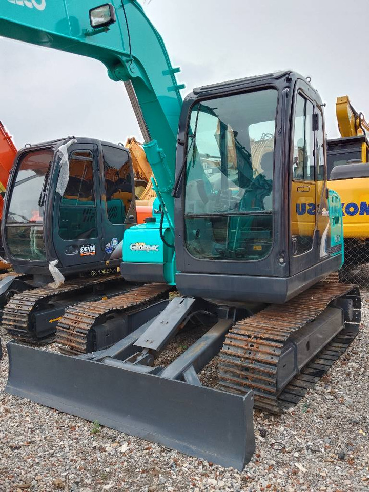 Kobelco SK 75 - Гусеничный экскаватор: фото 2 Kobelco SK 75 - Гусеничный экскаватор: фото 2