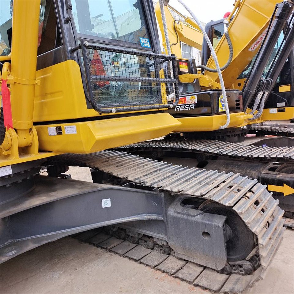 Гусеничный экскаватор Komatsu PC 220-8: фото 22